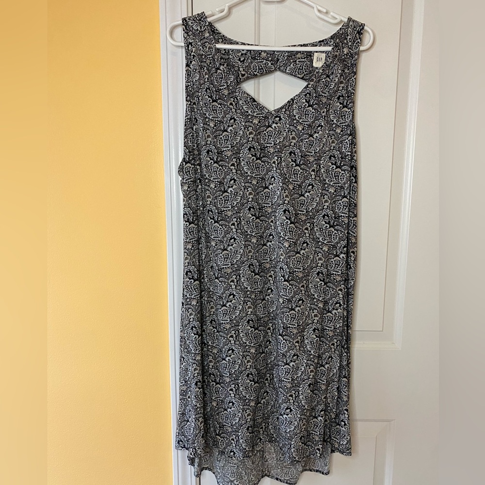👗 GAP Paisley Sundress